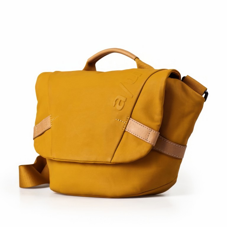 Umhängetasche Japan Kazo GELB/Amber, Farbe: gelb, Marke: Aunts & Uncles, EAN: 4255717218712, Abmessungen in cm: 29x18x7, Bild 2 von 6