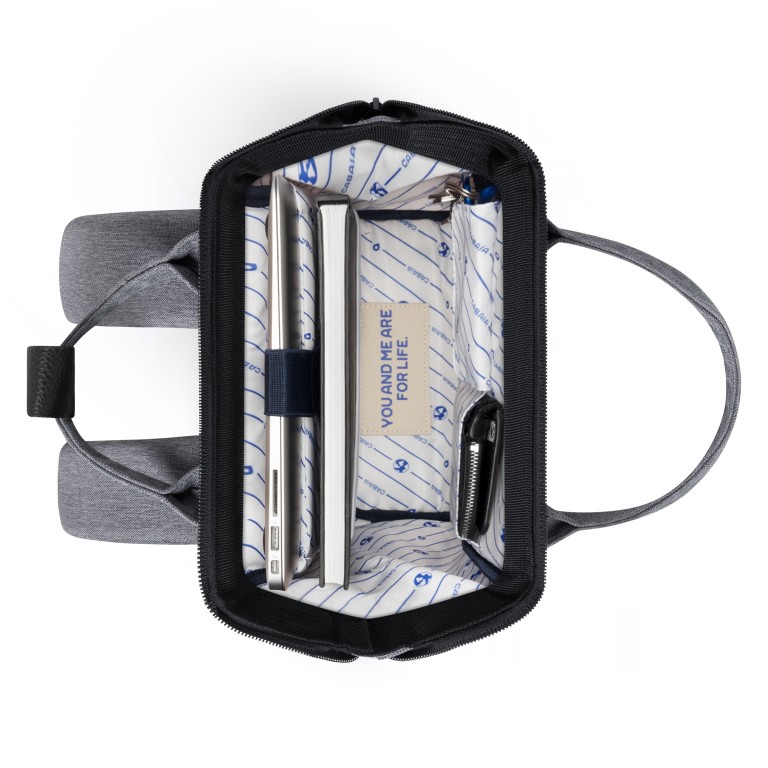 Rucksack Adventurer Small Getaria mit zwei auswechselbaren Vortaschen Grau, Farbe: grau, Marke: Cabaia, EAN: 3667022024277, Abmessungen in cm: 23x32x13, Bild 7 von 9