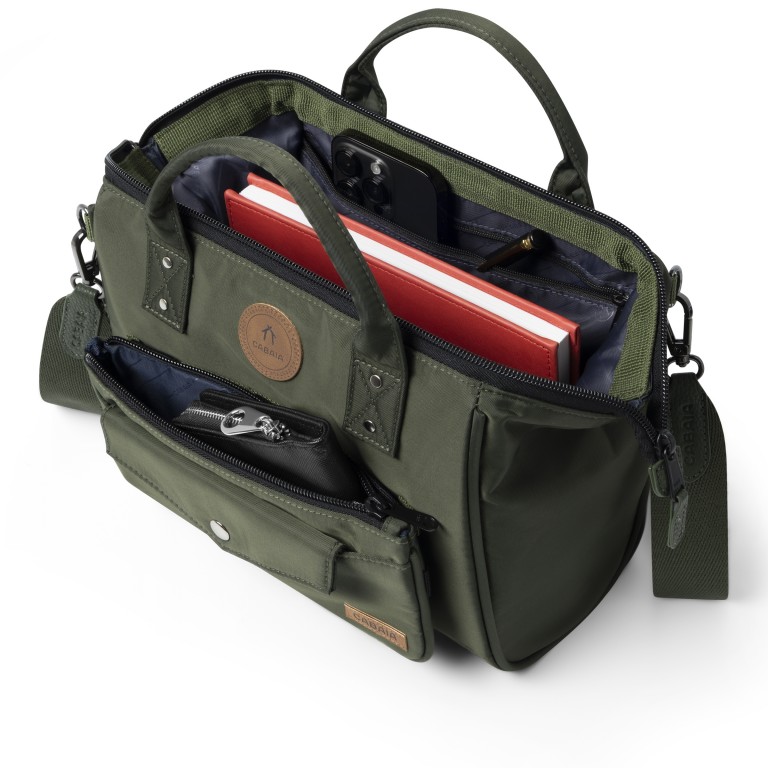 Umhängetasche Crossbody M Hobart mit austauschbarer Fronttasche Dunkelgrün, Farbe: grün/oliv, Marke: Cabaia, EAN: 3667022025397, Abmessungen in cm: 26x20x14, Bild 3 von 6