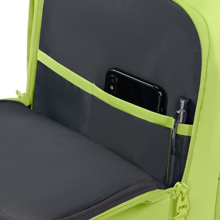 Rucksack Take2Cabin Casual Backpack MS Puff Hyper Lime, Farbe: grün/oliv, Marke: American Tourister, EAN: 5400520415240, Abmessungen in cm: 30x40x20, Bild 7 von 16