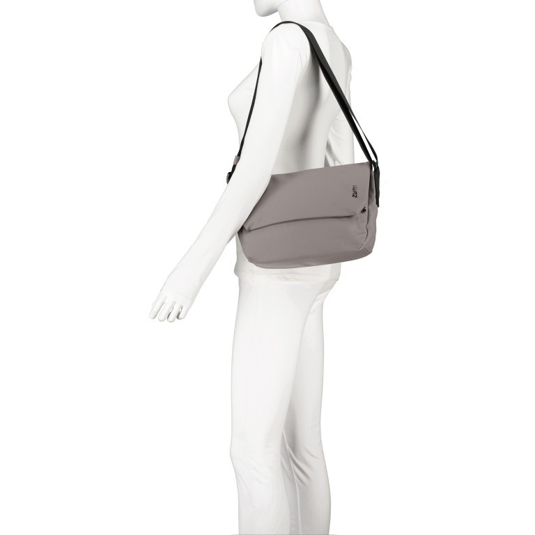 Umhängetasche Cargo CA60, Farbe: schwarz, grau, blau/petrol, taupe/khaki, grün/oliv, rosa/pink, beige, weiß, Marke: Zwei, Abmessungen in cm: 32x20x11, Bild 5 von 6