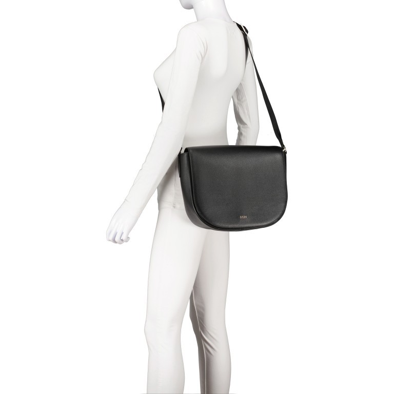Umhängetasche Alyce Saddle Bag Black, Farbe: schwarz, Marke: BOSS, EAN: 4063541879920, Abmessungen in cm: 33x25x9, Bild 6 von 7