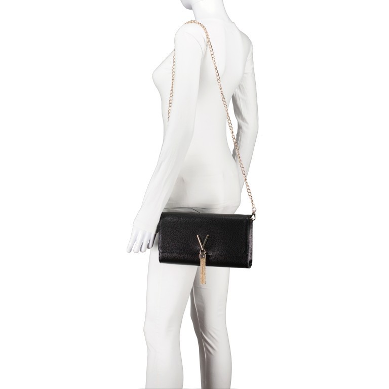 Umhängetasche Divina Ecru, Farbe: beige, Marke: Valentino Bags, EAN: 8058043606804, Abmessungen in cm: 27x16x6, Bild 4 von 6