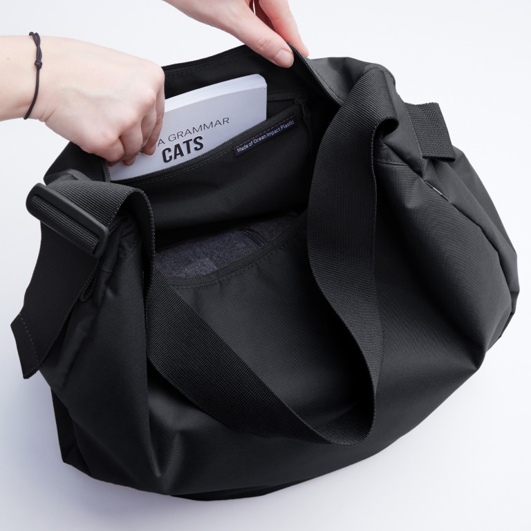 Beuteltasche Curved Bag Monochrome, Marke: Got Bag, Abmessungen in cm: 46x36x15, Bild 6 von 7