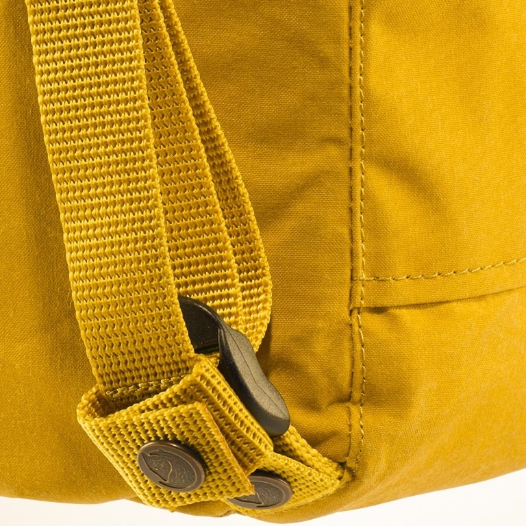 Rucksack Kånken Mini Foliage Green Peach Sand, Farbe: grün/oliv, Marke: Fjällräven, EAN: 7323450857721, Abmessungen in cm: 20x29x13, Bild 14 von 15