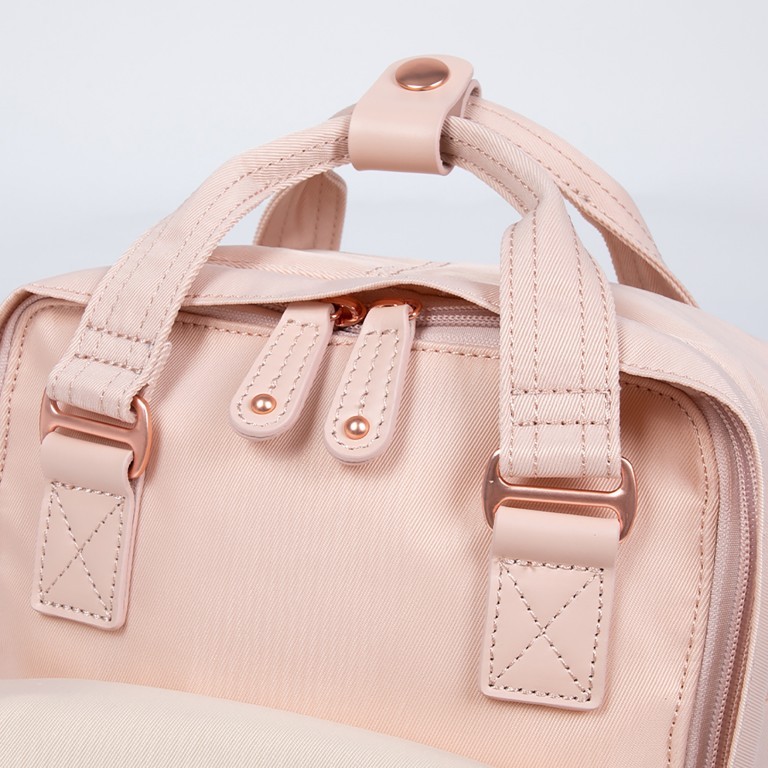 Rucksack Macaroon Mini Bicolor Volumen 7 Liter Lilac Light Blue, Farbe: flieder/lila, Marke: Doughnut, EAN: 4897065905007, Abmessungen in cm: 21.5x30x9, Bild 8 von 12