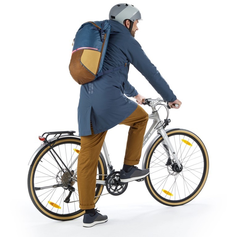 Rucksack / Fahrradtasche City CityGo Bike 23 Linen, Farbe: beige, Marke: Vaude, EAN: 4062218498921, Abmessungen in cm: 34x51x20, Bild 4 von 9