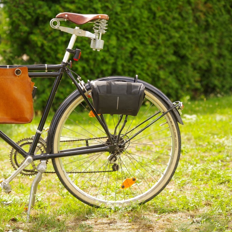 Fahrradtasche mit Lenkerbefestigung Rot, Farbe: rot/weinrot, Marke: Blackbeat, EAN: 8720088707029, Abmessungen in cm: 28x16x10, Bild 9 von 12