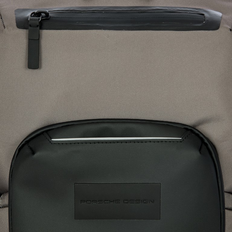 Rucksack Urban Eco Backpack S mit Laptopfach 13 Zoll, Marke: Porsche Design, Abmessungen in cm: 29x41x15, Bild 8 von 11