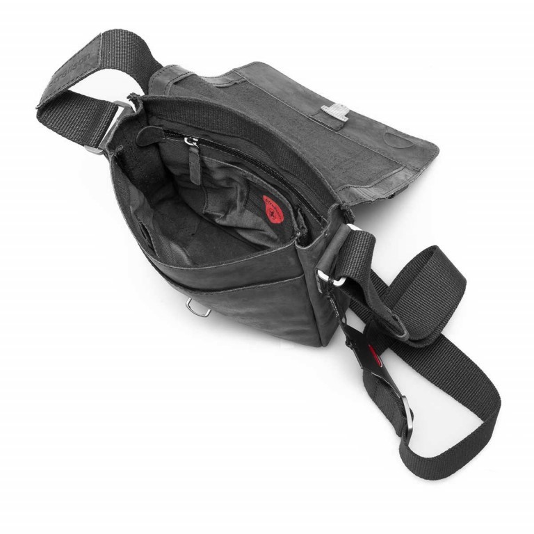 Umhängetasche Richmond Messenger S Black, Farbe: schwarz, Marke: Strellson, EAN: 4053533065134, Abmessungen in cm: 20x23x6, Bild 5 von 9