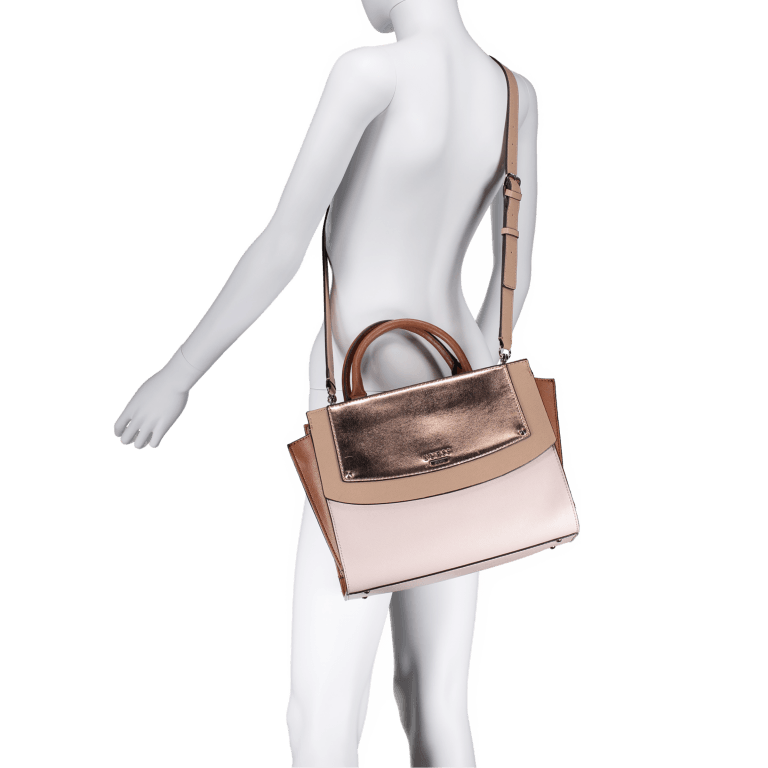 Tasche, Farbe: beige, Marke: Guess, Abmessungen in cm: 32x25.5x16, Bild 3 von 6