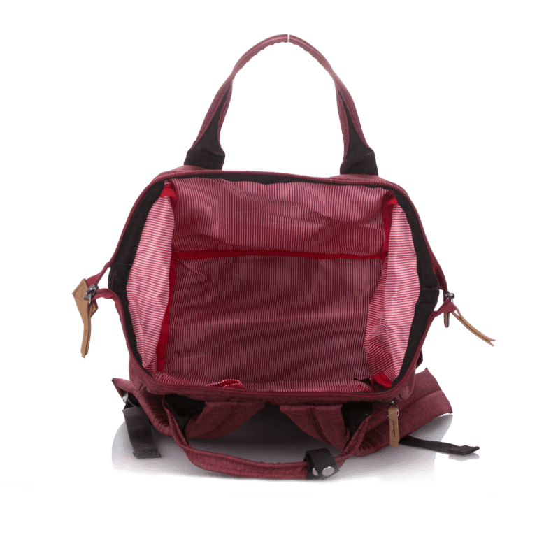 Rucksack Basics Volumen 19 Liter Rot, Farbe: rot/weinrot, Marke: Travelite, Abmessungen in cm: 26x41x16, Bild 3 von 4