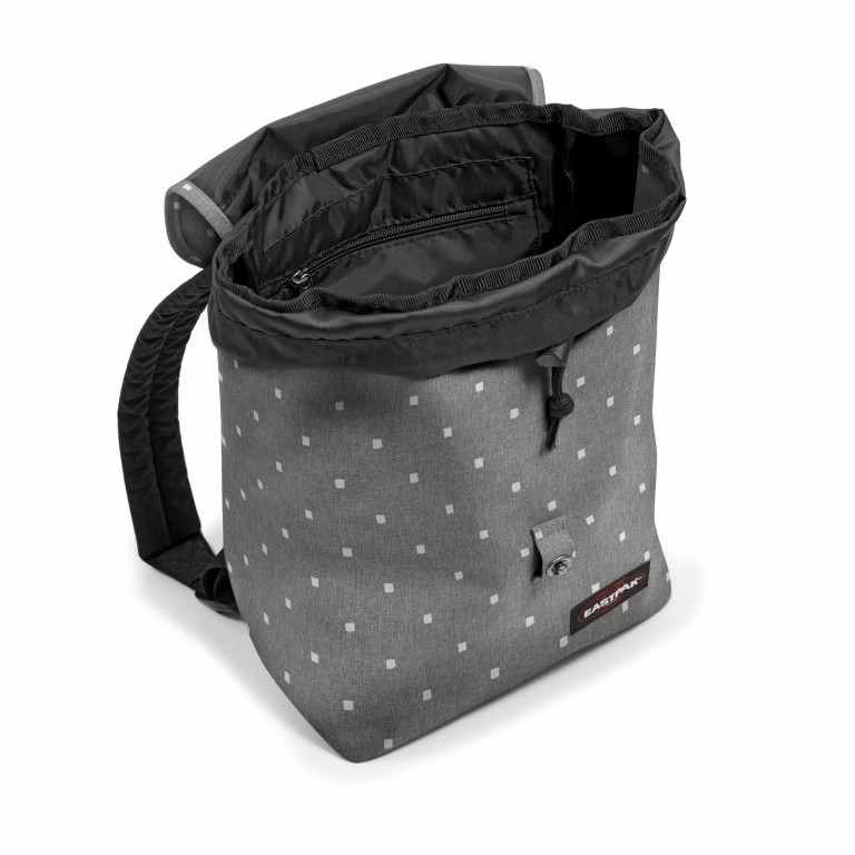 Rucksack Casyl White Squares, Farbe: grau, Marke: Eastpak, Abmessungen in cm: 23x29x13, Bild 4 von 5