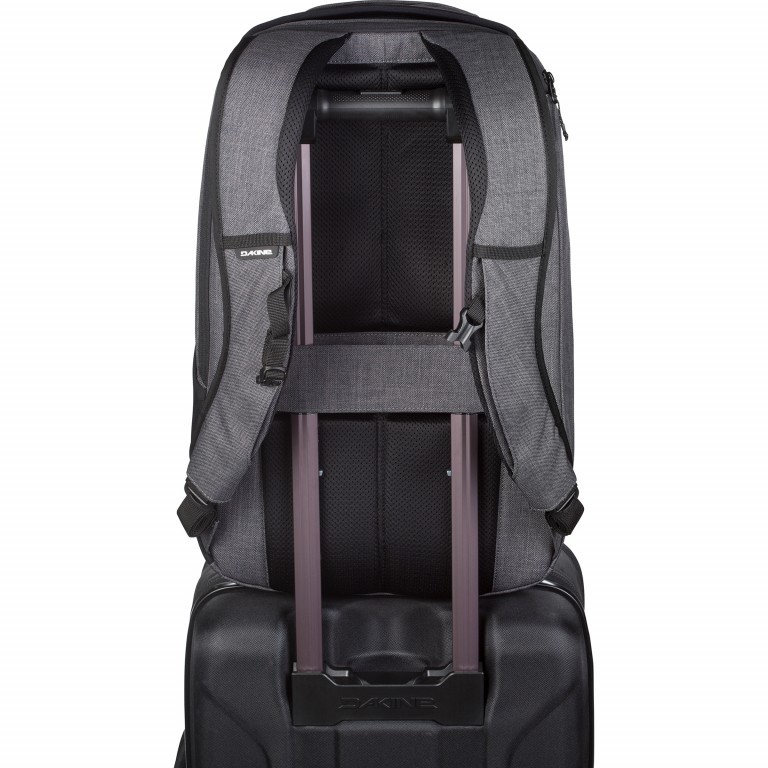 Rucksack Network Volumen 30 Liter Black, Farbe: schwarz, Marke: Dakine, EAN: 0610934245905, Abmessungen in cm: 34x53x18, Bild 4 von 4