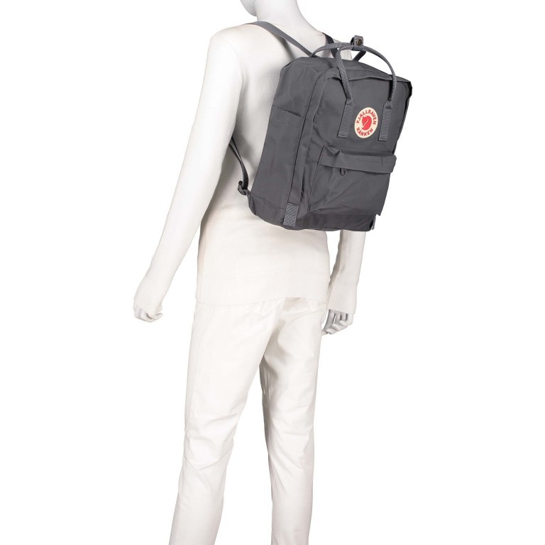 Rucksack Kånken Fog Striped, Farbe: grau, Marke: Fjällräven, EAN: 7323450405595, Abmessungen in cm: 27x38x13, Bild 5 von 16