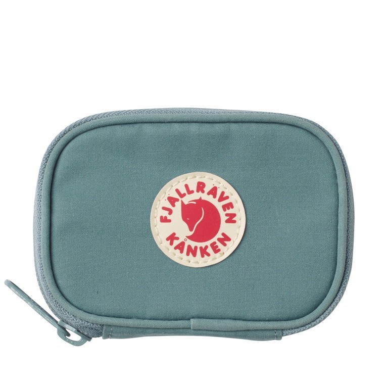 Kartenetui Kånken Card Wallet Frost Green, Farbe: grün/oliv, Marke: Fjällräven, EAN: 7323450463984, Abmessungen in cm: 11.5x9x2.5, Bild 1 von 3