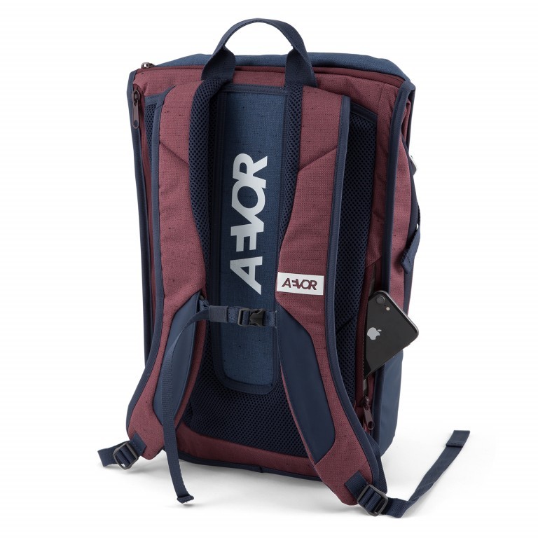 Rucksack Daypack Bichrome Iris, Farbe: rot/weinrot, Marke: Aevor, EAN: 4057081031146, Abmessungen in cm: 34x48x14, Bild 4 von 12