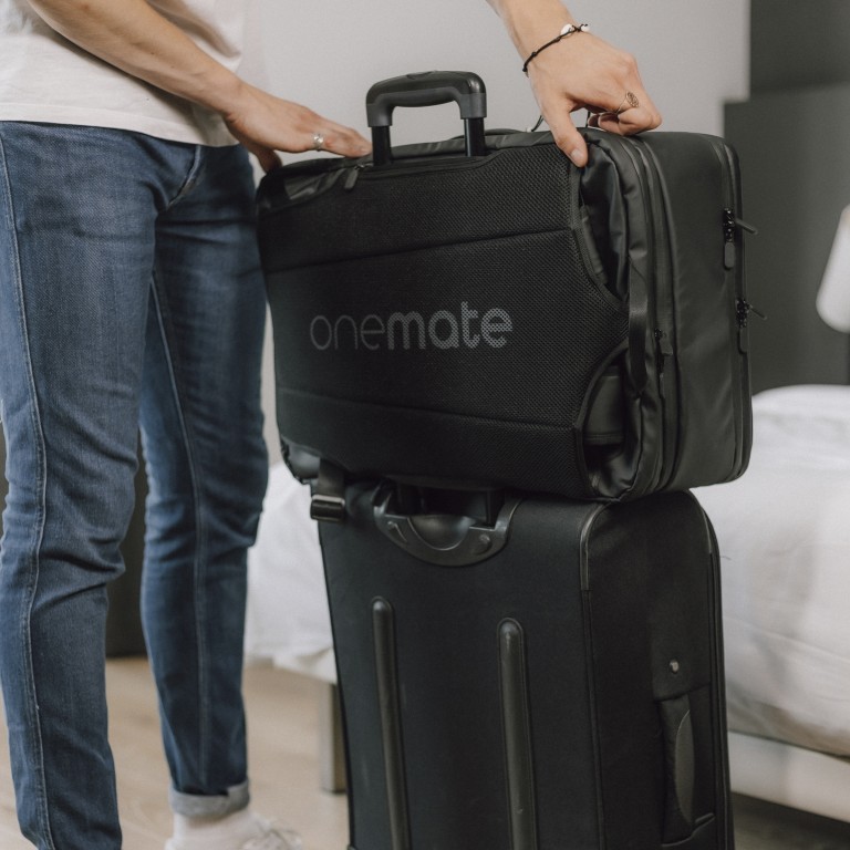 Rucksack / Reisetasche Travel Backpack Ultimate mit Laptopfach 17.3 Zoll Volumen 40 Liter, Farbe: schwarz, grau, Marke: Onemate, Abmessungen in cm: 36x56x20, Bild 8 von 21