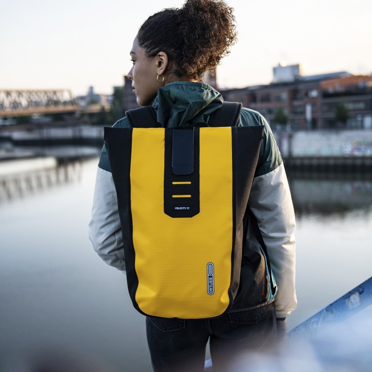 Rucksack Velocity Volumen 17 Liter, Marke: Ortlieb, Abmessungen in cm: 28x45x14, Bild 5 von 8