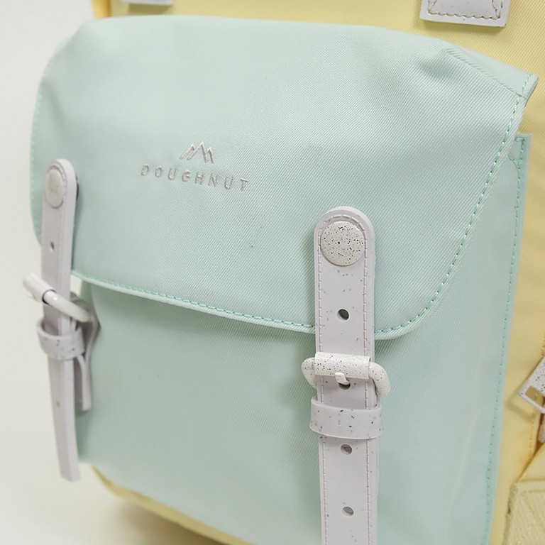 Rucksack Monet Series Macaroon mit Laptopfach 13 Zoll Volumen 16 Liter Buttery-Light Aqua, Farbe: gelb, Marke: Doughnut, EAN: 4895222510118, Abmessungen in cm: 28x38x11, Bild 5 von 9