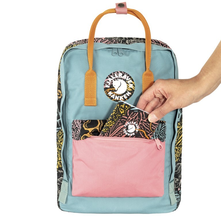 Freizeitrucksack Kånken Art Plus Woodlands, Farbe: bunt, Marke: Fjällräven, EAN: 7323450842253, Abmessungen in cm: 27x38x13, Bild 7 von 9