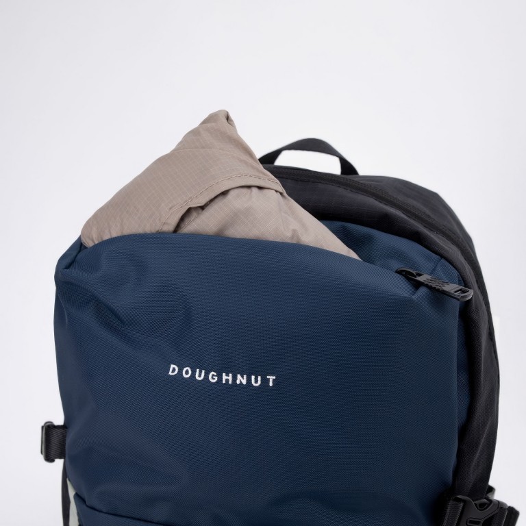 Rucksack Street Cruise Series Hypatia mit Laptopfach 13 Zoll Volumen 17 Liter, Farbe: schwarz, grau, blau/petrol, braun, grün/oliv, rosa/pink, beige, Marke: Doughnut, Abmessungen in cm: 27.5x50.5x15.5, Bild 4 von 13