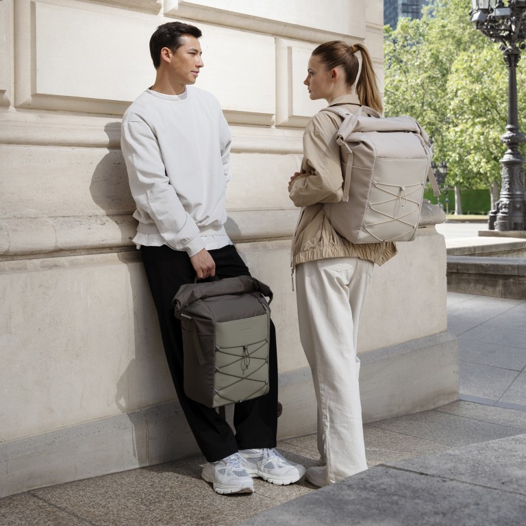 Rucksack Yoho, Farbe: schwarz, grau, grün/oliv, beige, Marke: Kapten & Son, Abmessungen in cm: 40x45x15, Bild 5 von 7