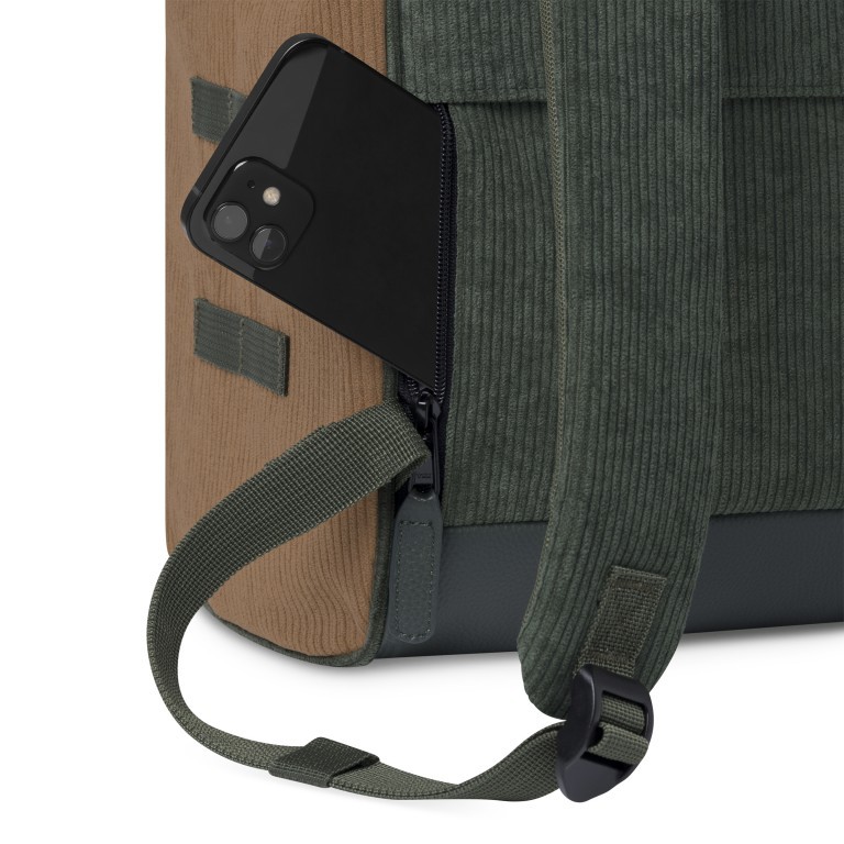 Rucksack Adventurer Medium mit zwei auswechselbaren Vortaschen, Farbe: schwarz, blau/petrol, braun, cognac, taupe/khaki, grün/oliv, flieder/lila, rosa/pink, orange, Marke: Cabaia, Abmessungen in cm: 27x41x16, Bild 10 von 10