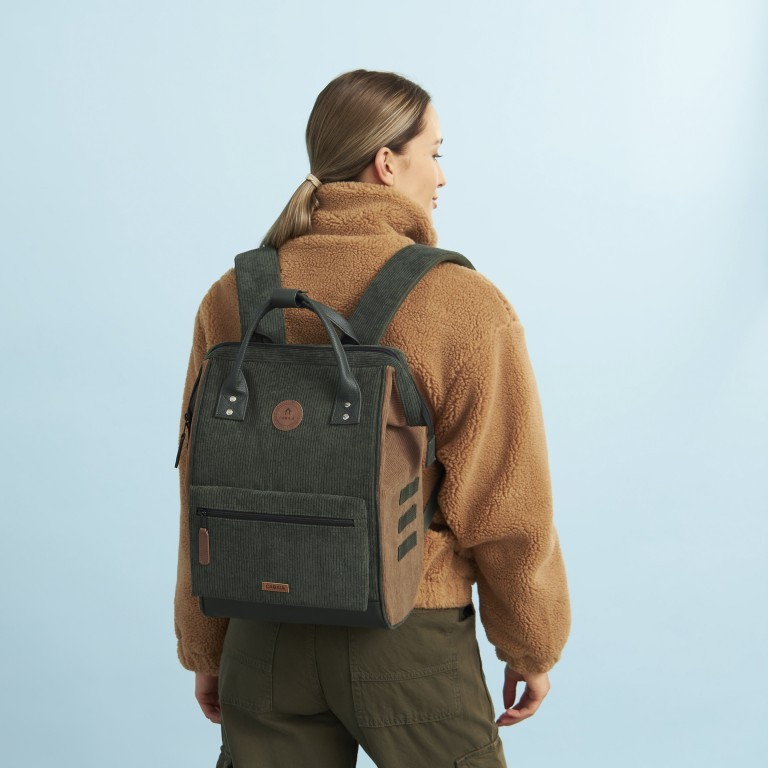 Rucksack Adventurer Medium mit zwei auswechselbaren Vortaschen, Marke: Cabaia, Abmessungen in cm: 27x41x16, Bild 7 von 10