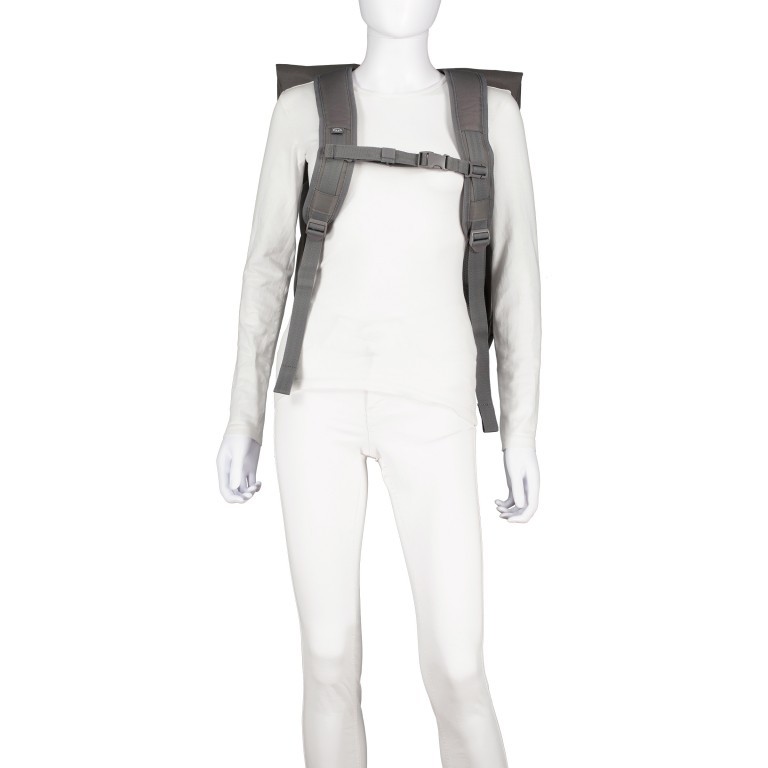 Rucksack Eco Series Allen Large erweiterbar, Farbe: schwarz, grau, blau/petrol, taupe/khaki, beige, Marke: Johnny Urban, Abmessungen in cm: 31x45x14, Bild 7 von 12