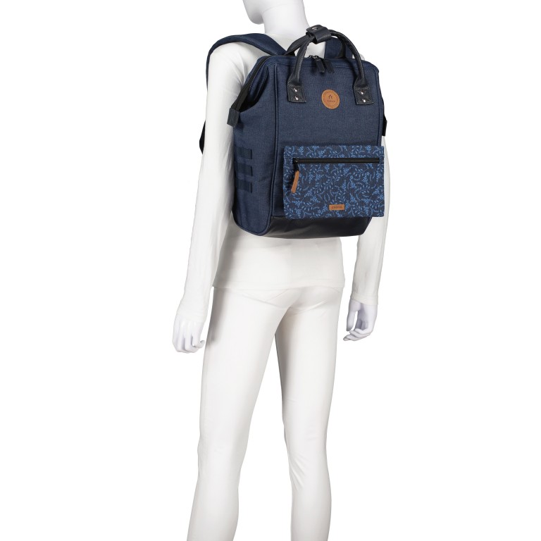 Rucksack Adventurer Medium mit zwei auswechselbaren Vortaschen, Farbe: blau/petrol, Marke: Cabaia, Abmessungen in cm: 27x41x16, Bild 9 von 12
