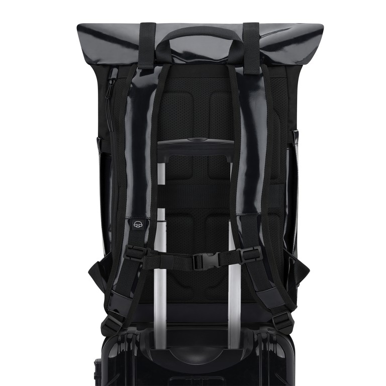 Rucksack Ashton mit Rolltop, Farbe: schwarz, beige, Marke: Johnny Urban, Abmessungen in cm: 30x46x18, Bild 6 von 16