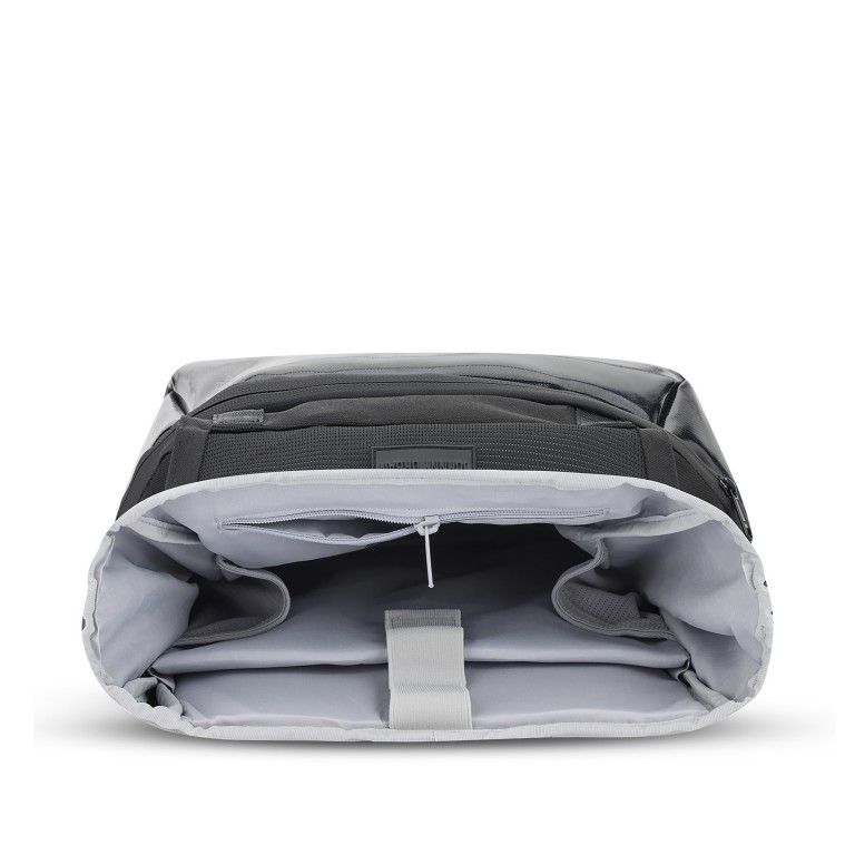 Rucksack Ashton mit Rolltop, Farbe: schwarz, beige, Marke: Johnny Urban, Abmessungen in cm: 30x46x18, Bild 8 von 16