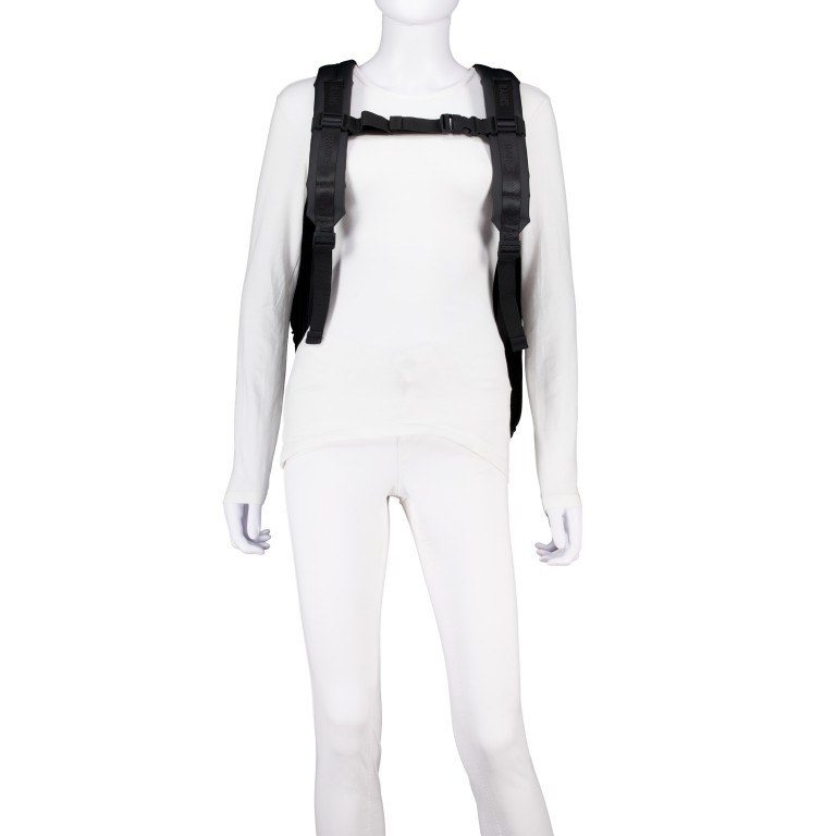 Rucksack Trail Mountaineer Rolltop mit Laptopfach 16 Zoll, Farbe: schwarz, blau/petrol, Marke: Rains, Abmessungen in cm: 32x56x13, Bild 5 von 9