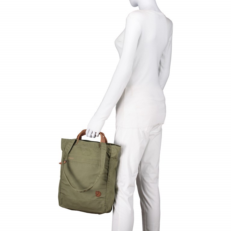 Tasche Totepack No. 1 Small Dusk, Farbe: anthrazit, Marke: Fjällräven, EAN: 7323450533571, Abmessungen in cm: 25x35x10, Bild 7 von 7
