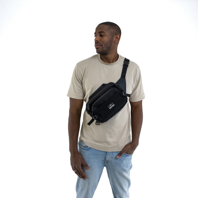 Gürteltasche Eco Series Travis, Marke: Johnny Urban, Abmessungen in cm: 26x18.5x12, Bild 5 von 7