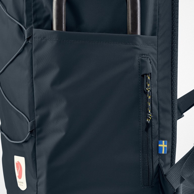 Rucksack High Coast Rolltop Volumen 26 Liter Navy, Farbe: blau/petrol, Marke: Fjällräven, EAN: 7323450598273, Abmessungen in cm: 26x48x20, Bild 9 von 10