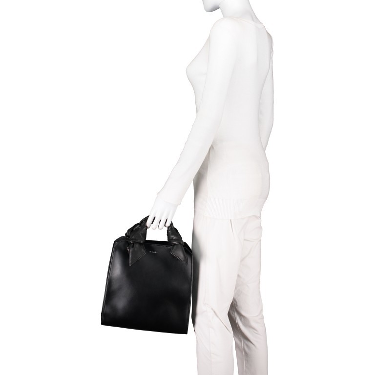 Handtasche Megan Black, Farbe: schwarz, Marke: Inyati, EAN: 4251289821503, Abmessungen in cm: 26.5x28x11, Bild 4 von 8