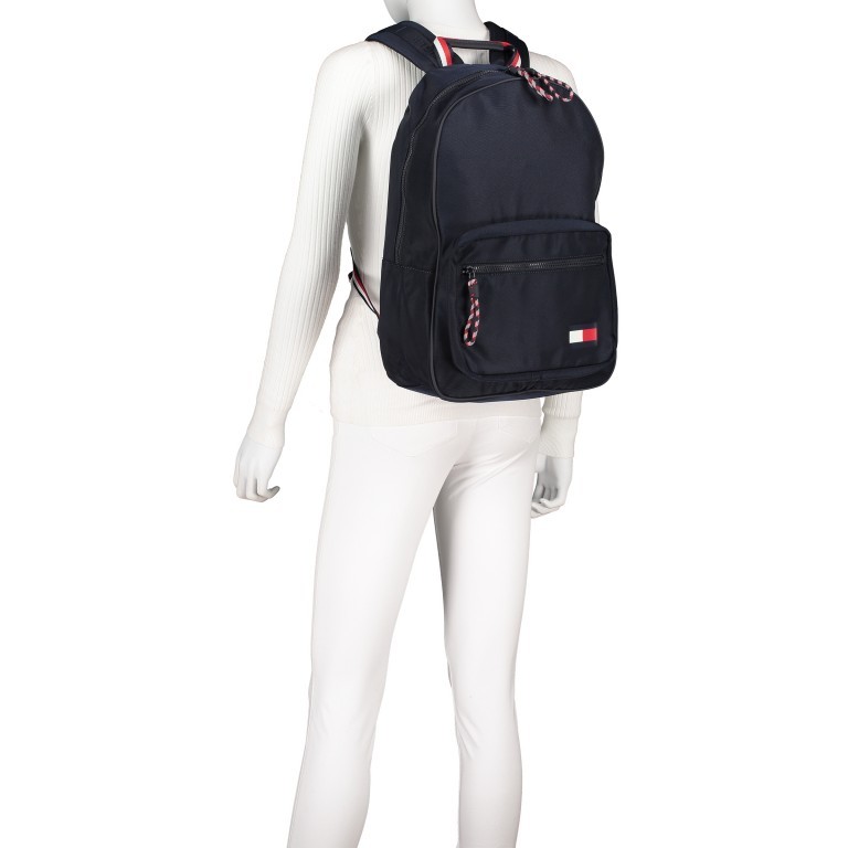 Rucksack Tommy Camo Green, Farbe: grün/oliv, Marke: Tommy Hilfiger, EAN: 8720111768966, Abmessungen in cm: 31x45x20, Bild 4 von 5