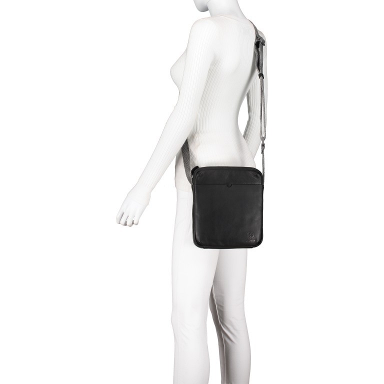 Umhängetasche Bondstreet Shoulderbag XSVZ Black, Farbe: schwarz, Marke: Strellson, EAN: 4053533902958, Abmessungen in cm: 21x25x3.5, Bild 5 von 6
