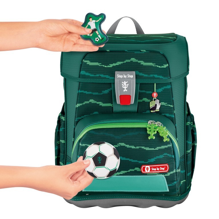 Schulranzen Cloud Set 5-teilig Soccer Star, Farbe: grün/oliv, Marke: Step by Step, EAN: 4047443438706, Abmessungen in cm: 28x37.5x20, Bild 3 von 14