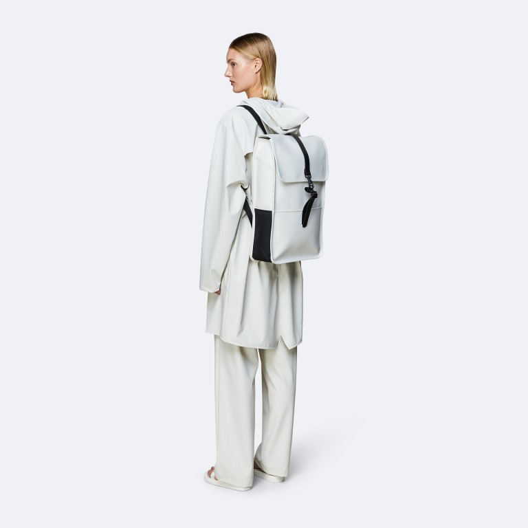 Rucksack Backpack Off White, Farbe: weiß, Marke: Rains, EAN: 5711747469160, Abmessungen in cm: 28.5x47x10, Bild 3 von 5