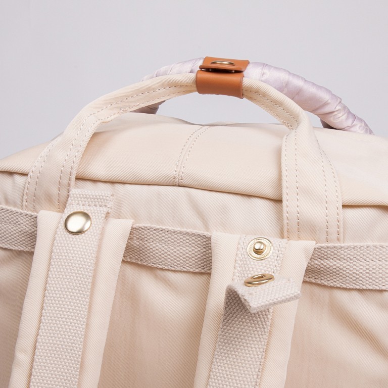 Rucksack Grace Series Macaroon mit Laptopfach 13 Zoll Größe 16 Liter Hazy, Farbe: beige, Marke: Doughnut, EAN: 4895222507057, Abmessungen in cm: 28x38x11, Bild 10 von 14