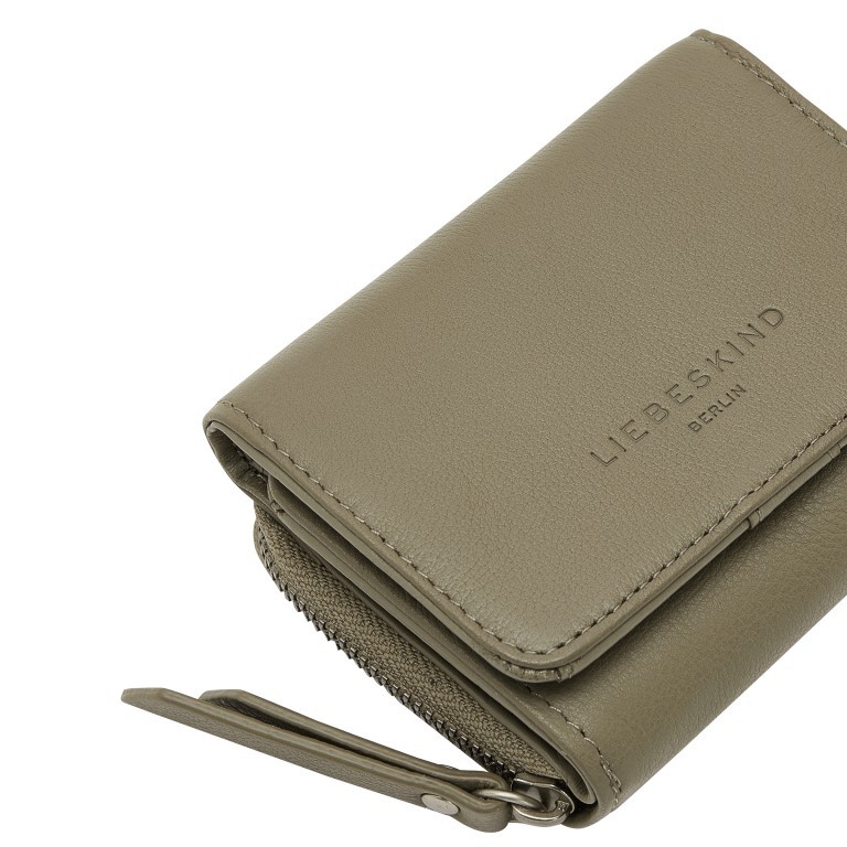 Geldbörse Basic Pablita Wallet Tea Leaf, Farbe: grün/oliv, Marke: Liebeskind Berlin, EAN: 4064657271530, Abmessungen in cm: 11x9x2.5, Bild 4 von 4