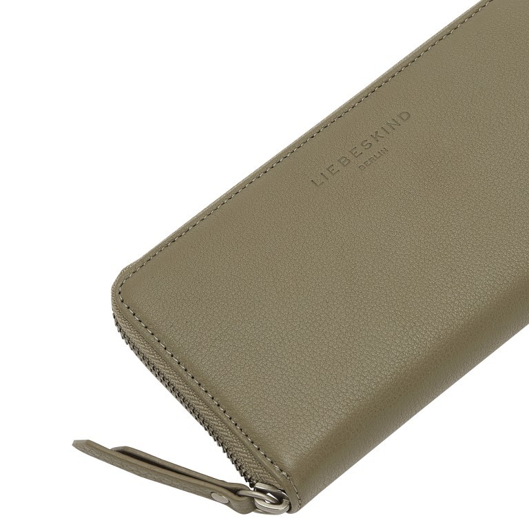 Geldbörse Basic Gigi Wallet Tea Leaf, Farbe: grün/oliv, Marke: Liebeskind Berlin, EAN: 4064657271561, Abmessungen in cm: 19x9x2, Bild 4 von 4