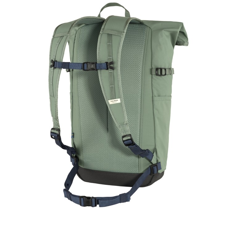 Rucksack High Coast Foldsack Volumen 24 Liter Patina Green, Farbe: grün/oliv, Marke: Fjällräven, EAN: 7323450752729, Abmessungen in cm: 26x45x20, Bild 3 von 11
