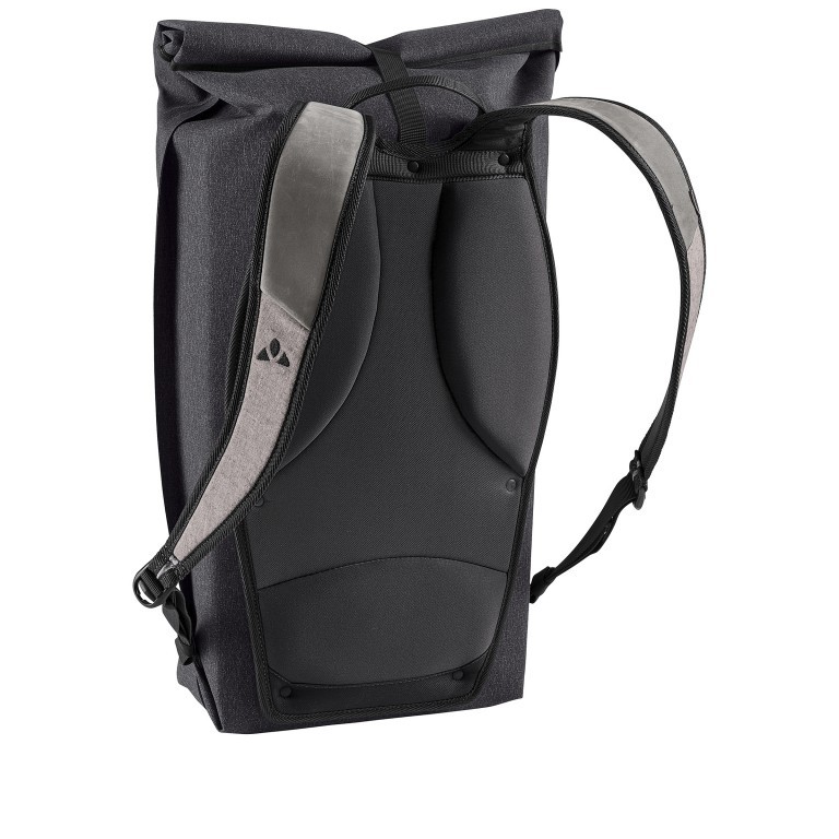 Rucksack Made in Germany Planegg mit Laptopfach 13.3 Zoll Phantom Black, Farbe: schwarz, Marke: Vaude, EAN: 4062218194540, Abmessungen in cm: 44x46x13, Bild 2 von 3