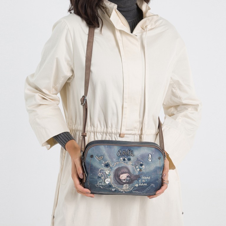Umhängetasche Iceland Crossbody Grau, Farbe: grau, Marke: Anekke, EAN: 8434172075405, Abmessungen in cm: 25x17x5, Bild 4 von 9