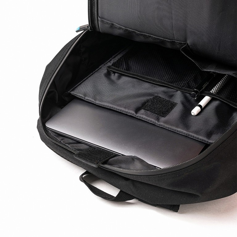 Rucksack Milano mit Laptopfach 15 Zoll Schwarz, Farbe: schwarz, Marke: Aporti, EAN: 4250155386009, Abmessungen in cm: 32x42x11, Bild 9 von 10