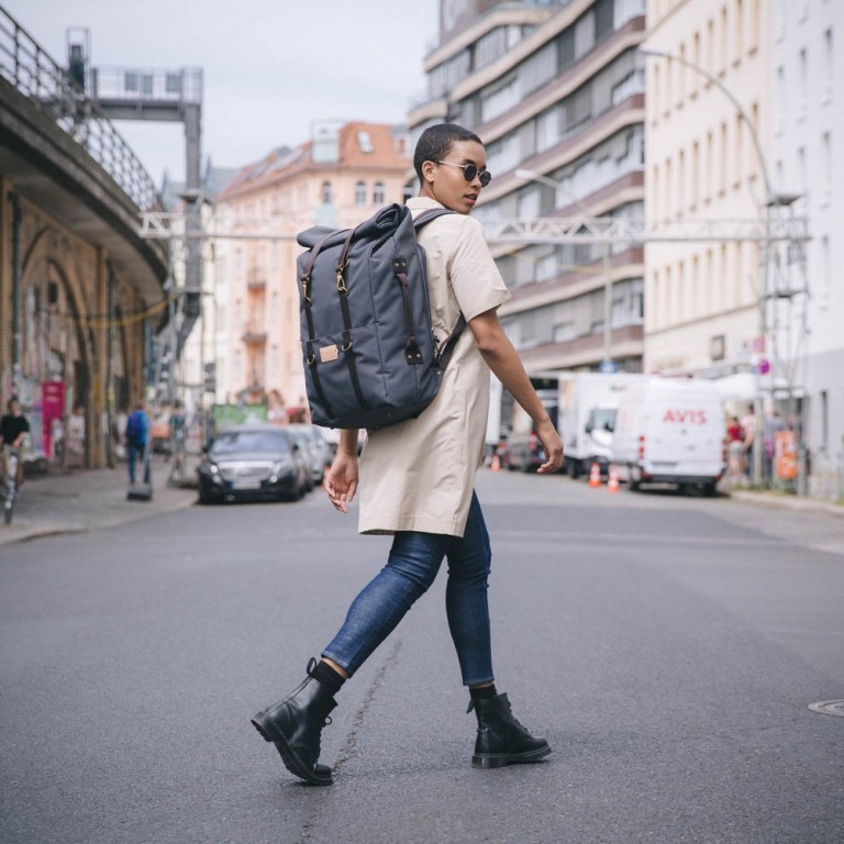 Rucksack Berlin Series Karl 48h Stone Blue Dark Brown, Farbe: blau/petrol, Marke: Property of ..., EAN: 8719322703453, Abmessungen in cm: 34x47x18, Bild 3 von 7